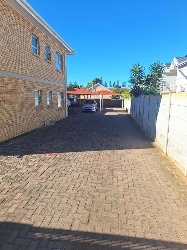 2 Bedroom Property for Sale in Hartenbos Western Cape